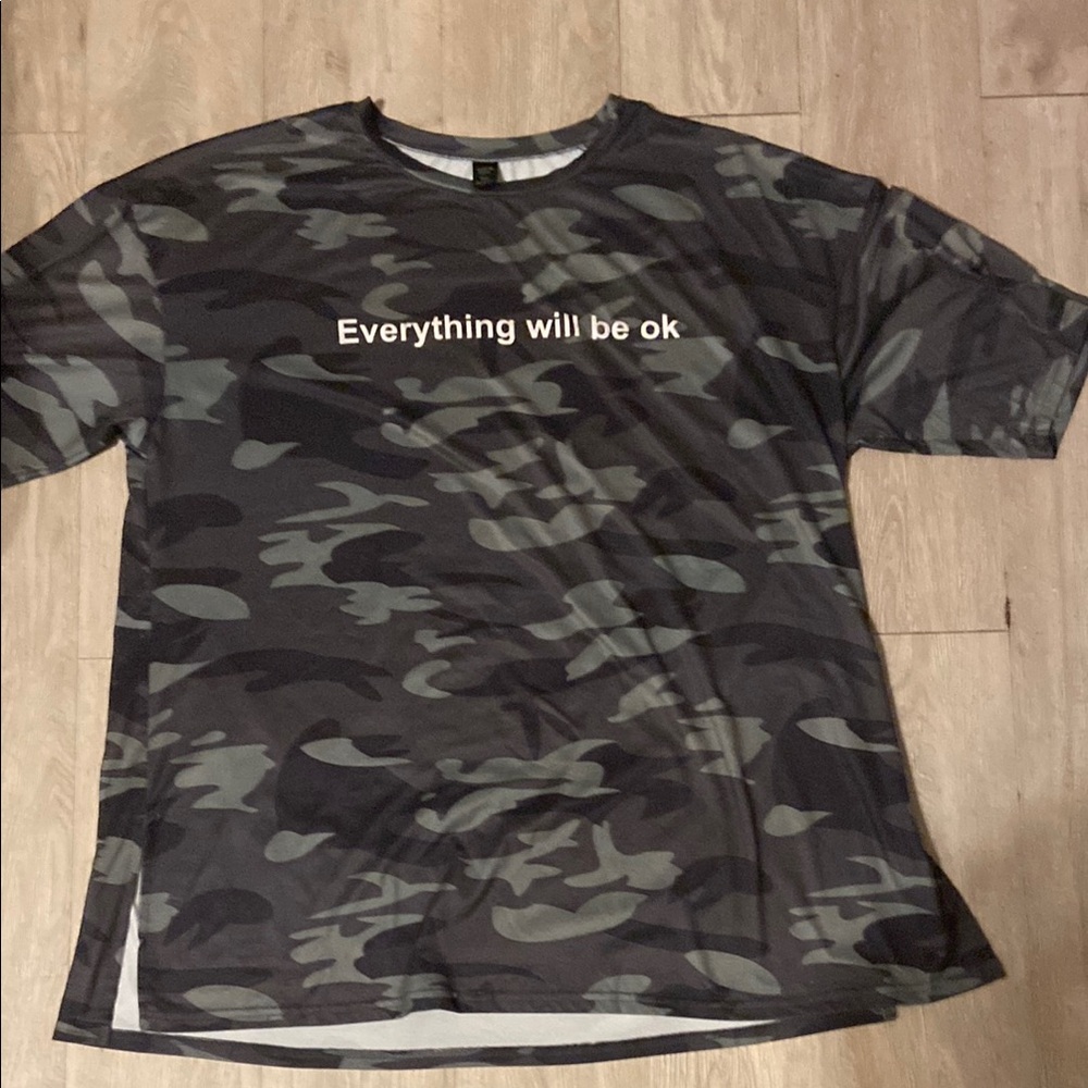 SHEIN Black and Gray Camouflage Short Sleeve Tee - Excellent Used Condition
